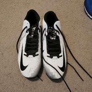 Mens Nike Alpha football cleats size 11.5